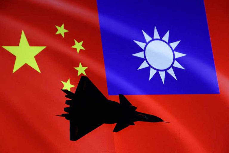 انٹنی بلنکن کے دورے کے ایک دن بعد چین کے جنگی طیاروں کی تائیوان پر پروازیں