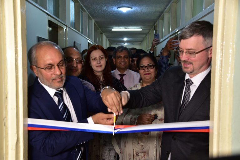 پنجاب یونیورسٹی میں روسی زبان کے کورسز کا آغاز، روسی سفیر نے کلاسز کا افتتاح کیا