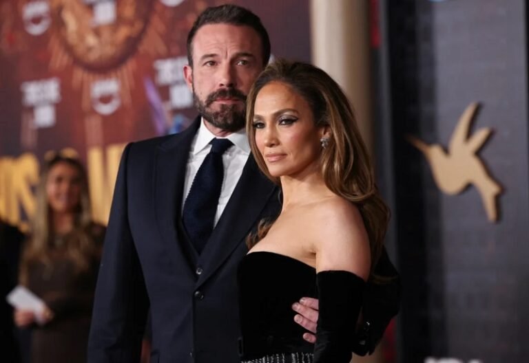 Jennifer Lopez and Ben Affleck officially split